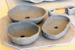 ベランダで楽しむミニ盆栽 陶芸教室の生徒さんの素焼き前の作品-1、盆栽鉢です